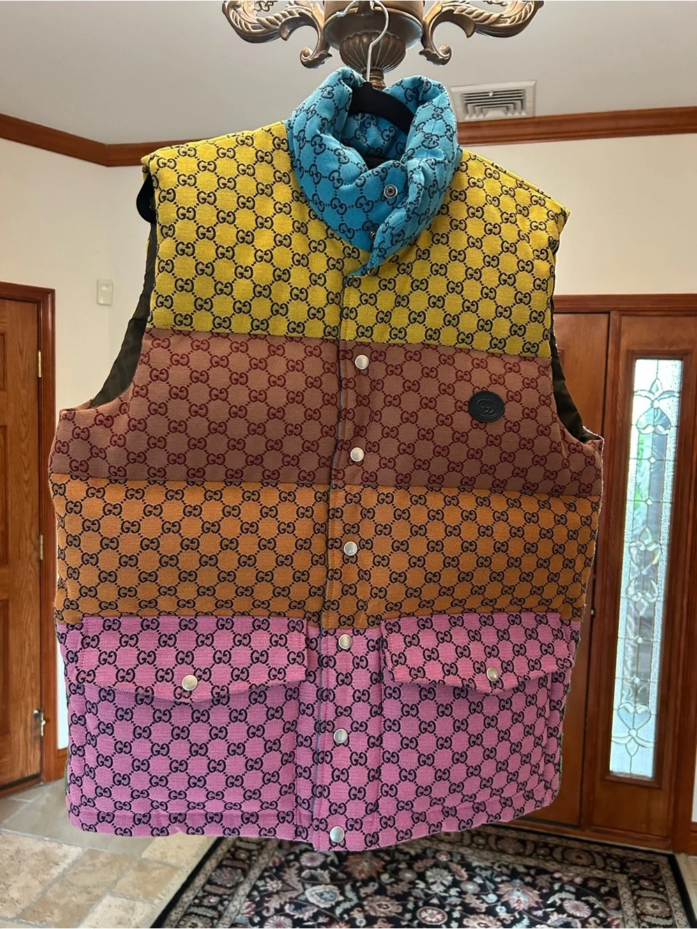 Men's Gucci Multicolor Yellow Blue Pink Patchwork GG down size 48/small